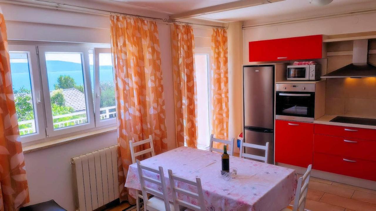 Apartmens Adriana Novi Vinodolski Eksteriør billede