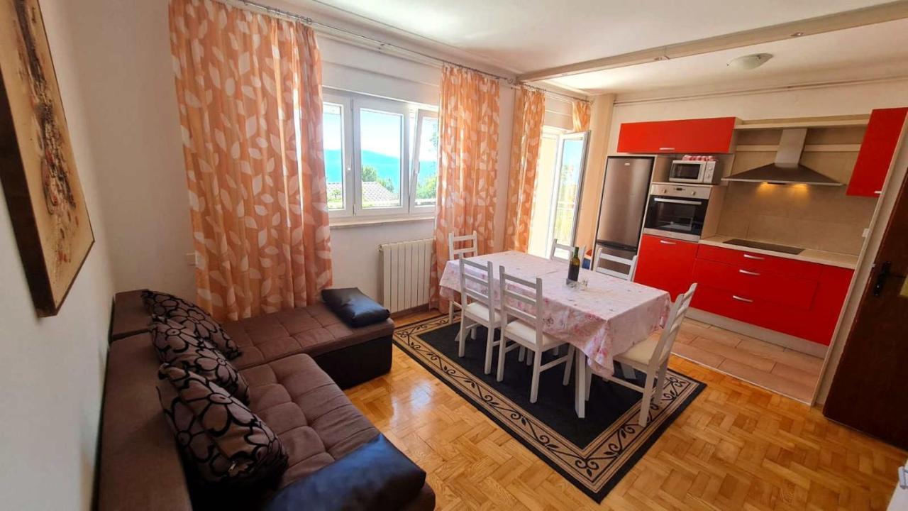 Apartmens Adriana Novi Vinodolski Eksteriør billede